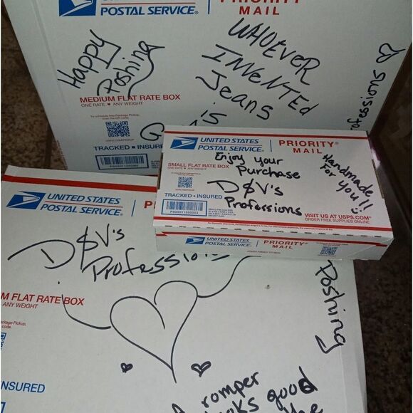 Closet Mystery sale   - Picture 3 of 9